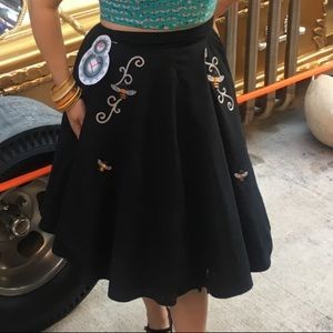 Bee swing skirt